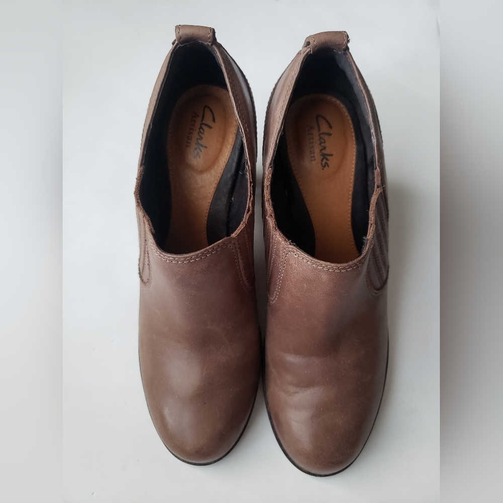 Clarks Artisan Leather Brown Slip-on Ankle Boots Size 8M